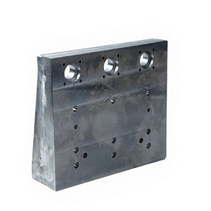Composant de pavé en acier au carbone usiné CNC de précision, personnalisé, avec trous et caractéristiques de montage, fabriqué en Inde, qualité OEM - Product Image 1