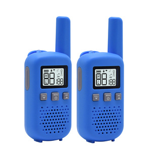 Giá rẻ Tùy chọn 3 km băng tần kép 4 gói quà tặng thu phát di động tầm xa hai cách phát thanh comunicador Walkie-Talkie - Product Image 2