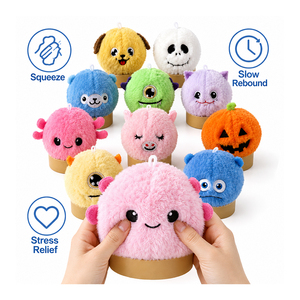 Lot de 12 sphères pelucheuses rebondissantes, jouets anti-stress brodés en forme d'êtres, collection de breloques de sac à dos à récupération élastique - Product Image 2
