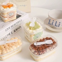 Boîte à gâteau carrée en PP transparente de qualité alimentaire jetable pour mille-crêpes et mousses, idéale pour la livraison