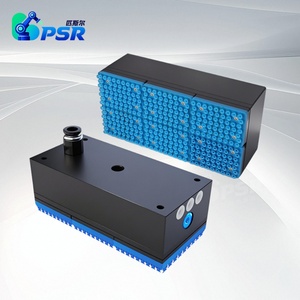 Chargeur/déchargeur de circuits imprimés multi-trous personnalisé avec raccords à ventouse indépendants de la position et à clapet anti-retour pour pièces usinées - Product Image 4