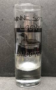 แก้วช็อต OEM Odm ลายอนิเมะ Loony Shooter Minnesota สีดำ ขนาด 2 ออนซ์ ใหม่ - Product Image 1