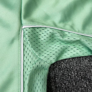 เสื้อฟุตบอลแบบย้อนยุคเสื้อกีฬาผ้าตาข่ายระบายอากาศพิมพ์ชื่อโลโก้แบบกำหนดเองเทคนิคการระเหิดแบบแห้งเร็วสวมใส่สูง - Product Image 5