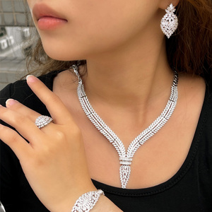 Braut-Schmuckset mit V-förmiger Halskette, Kubischem Zirkonia, Afrikanisch-Saudisch, Weiß<span class=keywords><strong>gold</strong></span>-Plattiert, Luxuriöses Hochzeits-Schmuckset für Damen - Product Image 2