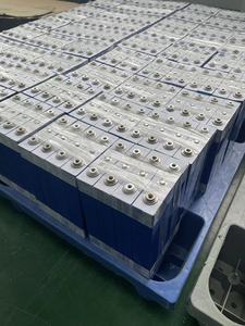 Khuyến mãi 3.2volt 100Ah cuộc sống PO 4 di động năng lượng mặt trời tế bào pin Lithium 32 calt 3.2 3.2V 280ah NA BMS LiFePO4 BATTERIE zellen calb 100Ah - Product Image 5