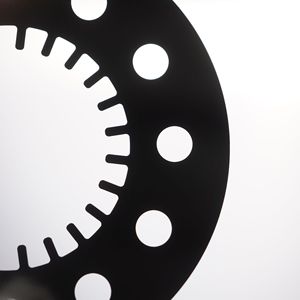 Anillo de junta metálica con procesamiento personalizado para equipos de corte de microagujeros con marcado láser e integración de placa de identificación - Product Image 5