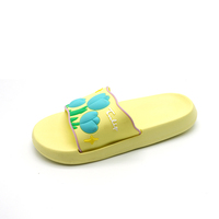 2024 bonne qualité femmes pantoufle sandales avec beau patch en caoutchouc été plat plage chaussures de pluie