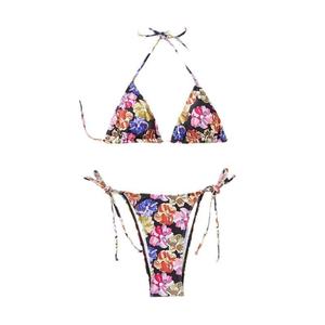 ชุดว่ายน้ำ OEM แบบผูกเชือก ลายดอกไม้ โลโก้สั่งทำได้ คอวี ดีไซน์โดดเด่น สีม่วง เสื้อผ้าผู้หญิง บิกินี่ ชุดว่ายน้ำ - Product Image 5