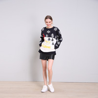 Pull de Noël personnalisé en acrylique tricoté avec motif flocon de neige et Père Noël, coupe ample, col rond, pour femme, style 'Ugly Cute', idéal pour la famille