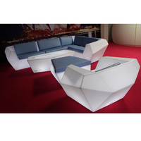Ensemble de 7 chaises lumineuses LED en diamant, produits rotomoulés écologiques, résistants aux UV, table de bar en plastique lumineux, rotomoulage