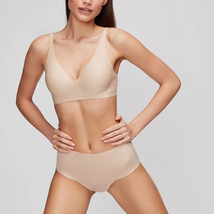 Set di reggiseno Plus Size diretto di alta qualità per <span class=keywords><strong>donna</strong></span> <span class=keywords><strong>slip</strong></span> a vita bassa imbottito reggiseno senza soluzione di continuità reggiseno senza soluzione di continuità - Product Image 4