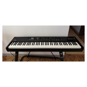 Station de travail synthétiseur CP88 (d'occasion) – Clavier arrangeur haut de gamme à action rapide, conçu et fabriqué en Indonésie - Product Image 1