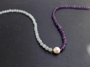 Collana con Perle d'Acqua Dolce e Pietre Preziose di Ametista e Acquamarina, Gioiello con Pietra Portafortuna di Febbraio e Marzo - Product Image 3