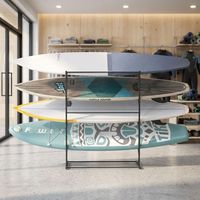 Support de planche de surf en métal sur pied pour 4 planches, idéal pour la vente au détail des sports nautiques