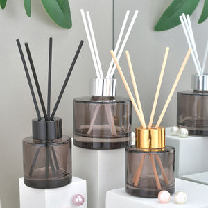 <span class=keywords><strong>Diffuseur</strong></span> de <span class=keywords><strong>parfum</strong></span> d'ambiance en gros, 50 ml, 100 ml, rond, en verre avec couvercle en aluminium - Product Image 2