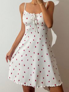 Camisón de Primavera 2025 para Mujer, Bonito Vestido de Dormir con Estampado de Fresas, Sexy Vestido con Tirantes Finos, <span class=keywords><strong>Pijama</strong></span> para Mujer - Product Image 2