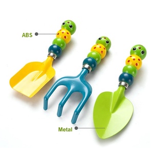 理想可爱纸箱儿童园林工具礼品套装带储物袋喷壶铲子耙 - Product Image 3