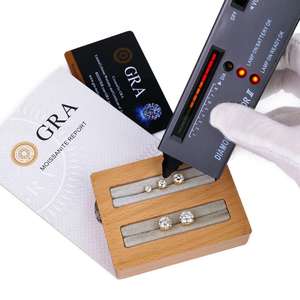 ต่างหูเพชรโมอิสซาไนต์ชุบทองคำสีเหลือง ขนาด 4 มม. 0.3 กะรัต ระยิบระยับ เหมาะสำหรับงานปาร์ตี้ ของขวัญเครื่องประดับชั้นดีสำหรับผู้หญิง - Product Image 5