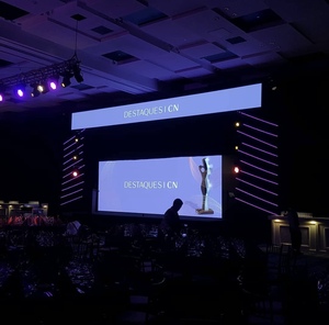 Pantalla LED P3.91 de bajo consumo para pared de video Backstage para elevador Alquiler de películas Espectáculos de Navidad Fiestas de baile Eventos de Iglesia - Product Image 1