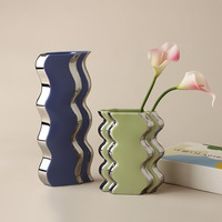 Style mi-ancien haut de gamme Vase en céramique Pot Antique décor à la maison salon entrée meuble TV armoire à vin en gros créatif