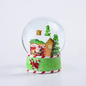 Bersinar Santa Claus Polyresin Glitter Natal Bercahaya Kristal Chicago Salju Globe Ornamen untuk Kantor dan Dekorasi Rumah