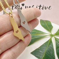 Collier en acier inoxydable Inspire avec carte de Palestine, calligraphie arabe « Free Palestine », inscription coranique « Allah » et carte de Palestine