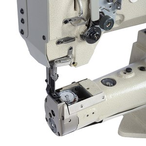 Machine à coudre industrielle à tête cylindrique à aiguille simple Mitsubishi 1341 220 volts pour la fabrication de valises à vendre - Product Image 3