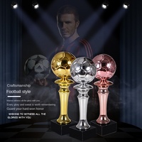 Ballon d'or MVP de basketball et de football de haute qualité pour les trophées de jeu, récompense sportive créative personnalisée