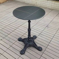 Table en fer moderne pour l'extérieur Table de négociation carrée pour les loisirs simples en métal pour le café Salon de thé Salle à manger Mobilier d'extérieur