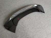 Kit bodi sayap ekor gaya OEM dengan spoiler belakang serat karbon kering untuk Ferrari SF90