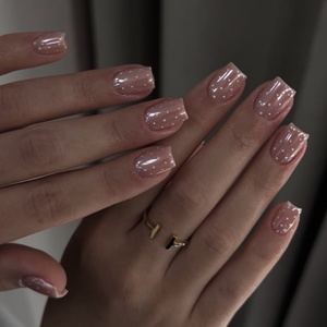 <span class=keywords><strong>Faux</strong></span> <span class=keywords><strong>ongles</strong></span> press-on brillants et simples à appliquer, avec manucure à pois blancs – Les <span class=keywords><strong>faux</strong></span> <span class=keywords><strong>ongles</strong></span> artificiels les plus vendus - Product Image 1