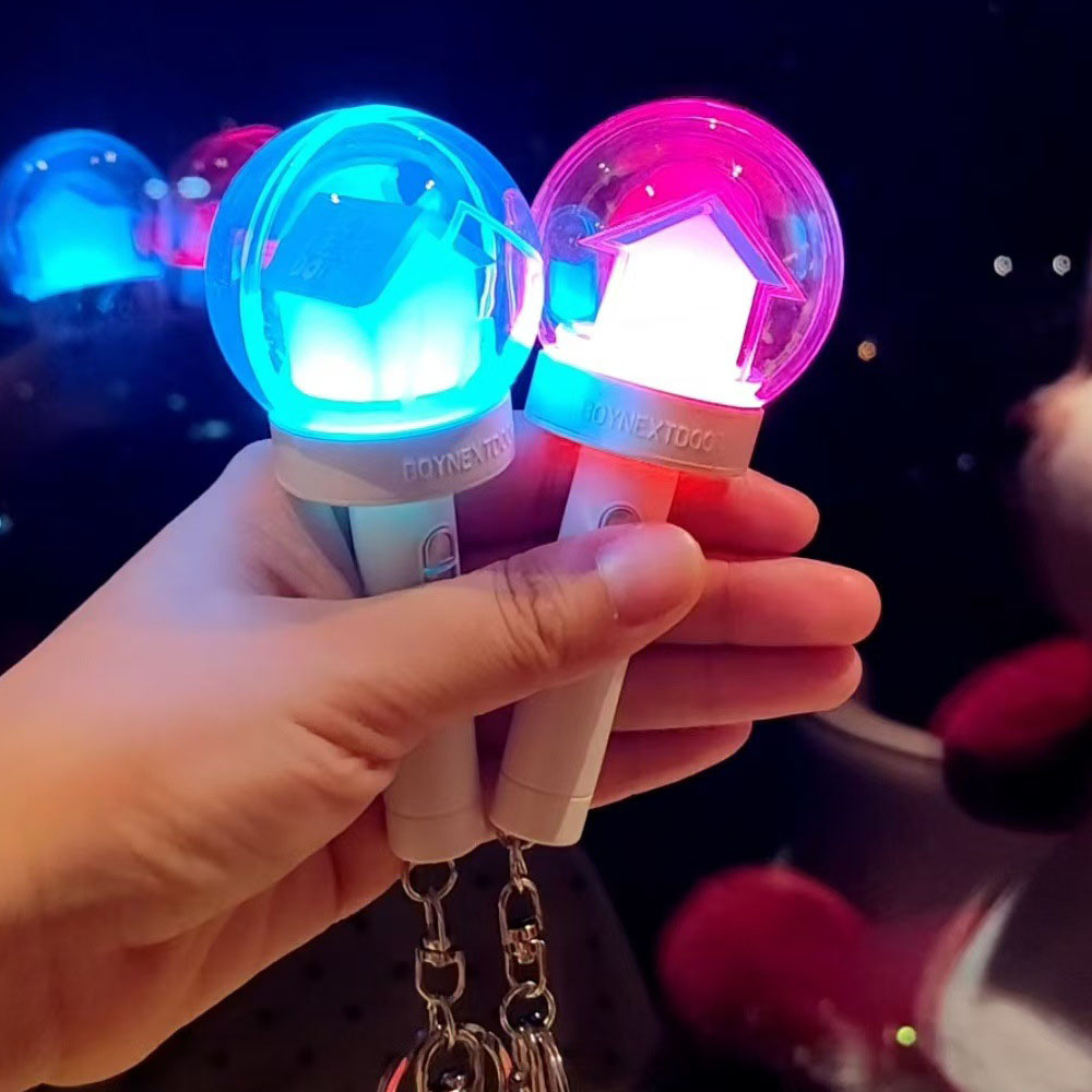 KPOP BOYNEXTDOOR Mini Lightstick Keychain - Sungho Leehan Riwoo Taesan