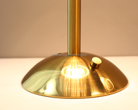 Lampes de table sans fil rechargeables USB de luxe modernes à capteur tactile sans fil pour restaurants et bars d'hôtels