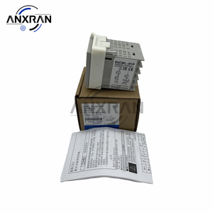 Para el controlador de temperatura Omron voltios 100 a 240AC 50/60Hz E5CWLR1P - Product Image 1