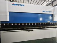 Presse plieuse hydraulique CNC entièrement automatique DONTZER DHS-110/4500 110KN 4500mm avec contrôleur Delem et moteur 7.9kW pour tôles synchronisées