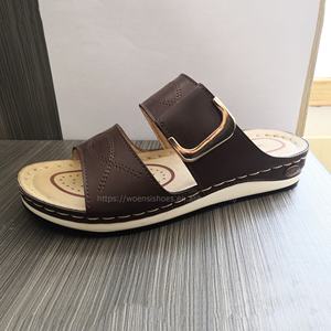 नवीनतम कस्टम पु कील फैंसी देवियों आराम सैंडल महिलाओं गर्मियों में सैंडल और चप्पल - Product Image 2