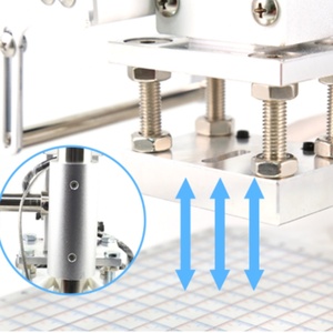 Máquina de Estampado en Caliente Semiautomática Eléctrica con Presión de Aire para Cuero, Madera y Papel - Product Image 3