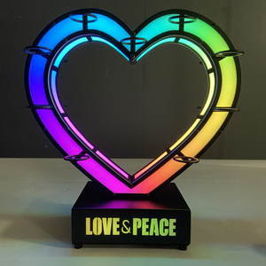 Porte-gobelet LED en forme de cœur 38x39x16,8 cm Amour et Paix Décoration de fête de la Saint-Valentin Alimenté par piles - Product Image 3