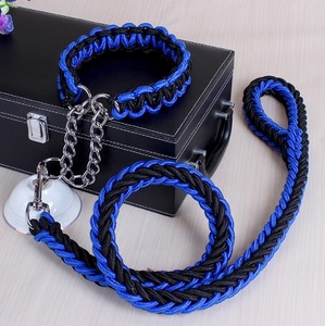 Collier de Dressage <span class=keywords><strong>pour</strong></span> animaux de compagnie Et <span class=keywords><strong>Laisse</strong></span> de <span class=keywords><strong>Chien</strong></span> En Nylon Solide Bande Paracord <span class=keywords><strong>Laisse</strong></span> et Collier De <span class=keywords><strong>Chien</strong></span> Avec Crochet Pivotant En Métal - Product Image 4