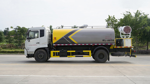 Camion pulvérisateur d'eau personnalisable 4x2 Dongfeng à double essieu arrière, 20 mètres cubes, diesel Euro 3, pour la suppression de la poussière et l'arrosage des espaces verts - Product Image 3