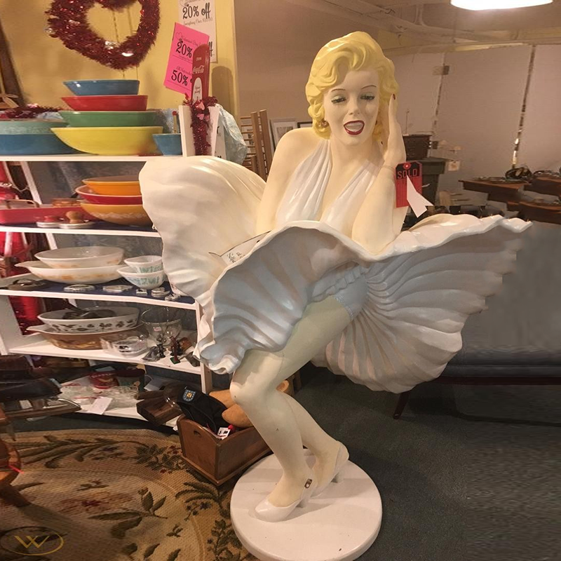 装飾のためのカスタム等身大グラスファイバーマリリンモンロー彫刻人間