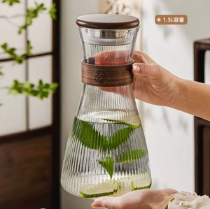 Jarra de agua de vidrio de borosilicato estilo neo-chino, resistente al calor, con diseño de cintura delgada y alta estética, para agua fría, juego para el hogar. - Product Image 3