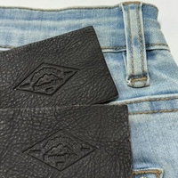 Étiquettes de vêtements en jean vintage écologiques en cuir véritable personnalisables avec couleur et logo personnalisés Marque Teammade