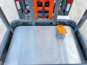 Plate-forme de travail aérienne de remorque remorquable compacte 8m-24m nacelle élévatrice hydraulique pour travaux de construction, de peinture et de réparation - Product Image 3