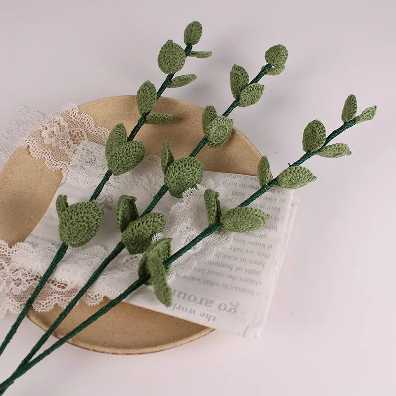Fiori fatti a mano all'ingrosso tessuti di simulazione artigianato di lana in maglia bambola uncinetto fiori tessili