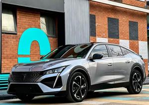 <span class=keywords><strong>Peugeot</strong></span> <span class=keywords><strong>408X</strong></span> 2025 Edición RS 1.6T, Asientos Eléctricos Ajustables, Techo Panorámico Calefactable, Pantalla Grande con Navegación, Aire Acondicionado Automático, Usado - Product Image 3