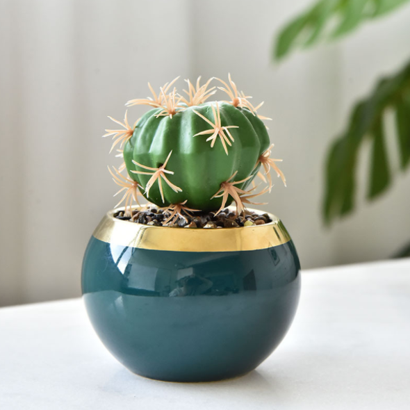 Blue pot