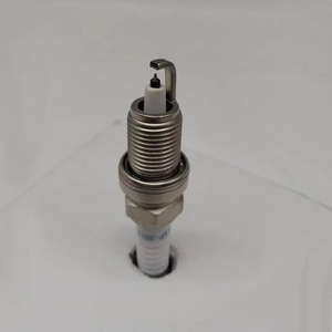 Bougies d'allumage IRIDIUM de pièces automobiles durables de qualité d'usine OEM bougies d'allumage de voiture SZFR5LP13G en gros pour Chrysler - Product Image 3