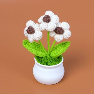 Flores Tejidas Artificiales Decorativas Hechas a Mano, Flor de Punto Creativa de 3 Cabezas para el Día de la Madre, Halloween - Product Image 6