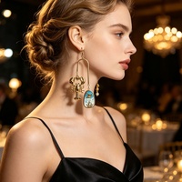 Boucles d'oreilles pendantes longues en acier inoxydable haut de gamme, couleur or vintage, avec fermoir homard, pour femme, style luxe léger, transfrontalières